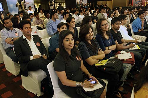 तस्वीरों में माइंड रॉक्स इंडिया टुडे यूथ समिट 2011 | NO MORE भ्रष्‍टाचार