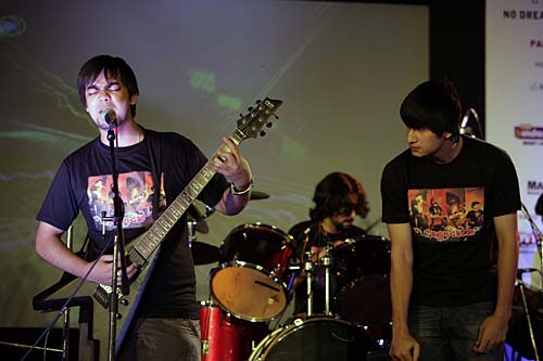 तस्वीरों में माइंड रॉक्स इंडिया टुडे यूथ समिट 2011 | NO MORE भ्रष्‍टाचार