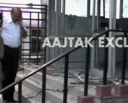 ताजनगरी में हुआ धमाका, 3 लोग हुए घायल