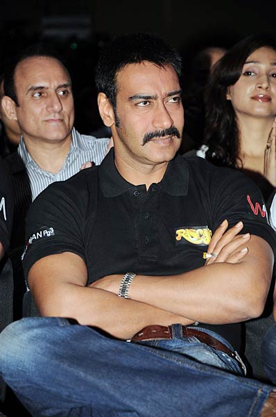 फिल्‍म ‘रास्कल्स’ का म्‍यूजिक लॉन्‍च...  | स्टाइल आइकॉन कंगना