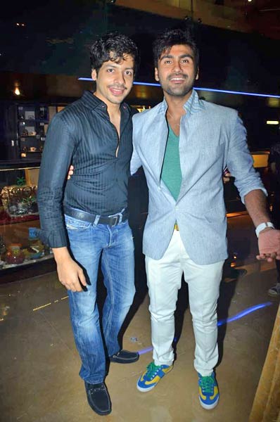 फिल्‍म 'अजान' का म्‍यूजिक लॉन्‍च...| कैटरीना के ठुमके... 