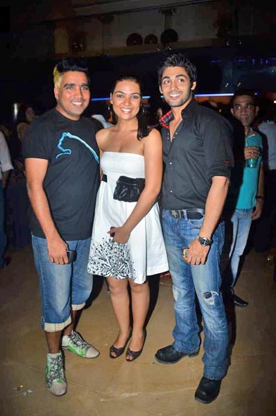 फिल्‍म 'अजान' का म्‍यूजिक लॉन्‍च...| कैटरीना के ठुमके... 