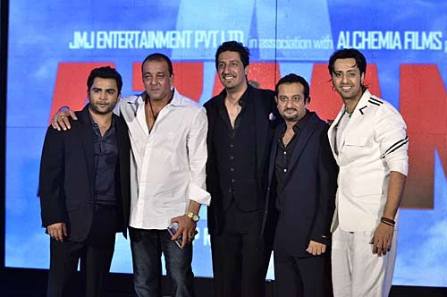 फिल्‍म 'अजान' का म्‍यूजिक लॉन्‍च...| कैटरीना के ठुमके... 