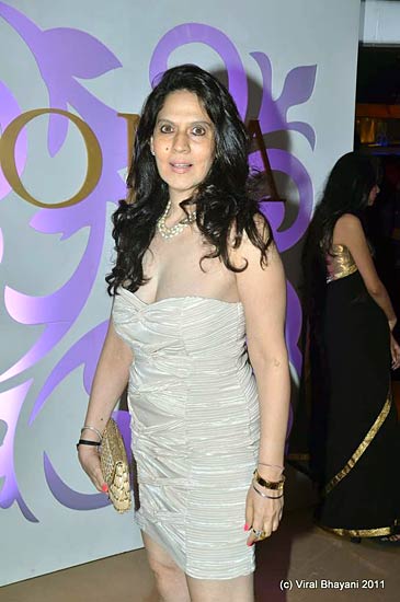 बॉलीवुड परियों से गुलजार हुआ फैशन शो...| हिल्‍टन की पार्टी