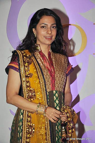 बॉलीवुड परियों से गुलजार हुआ फैशन शो...| हिल्‍टन की पार्टी