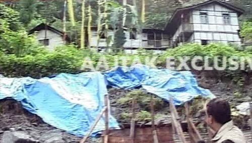 भूकंप के बाद की कुछ और तस्‍वीरें