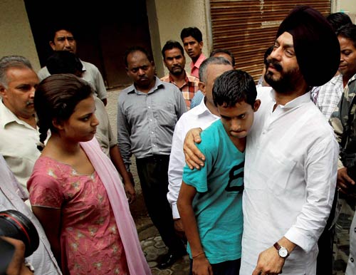 8 सितंबर 2011: तस्‍वीरों में देखें दिनभर की बड़ी खबरें | पढ़ें