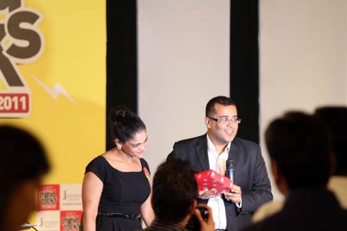 17 सितंबर 2011: तस्‍वीरों में देखें दिनभर की बड़ी खबरें | पढ़ें