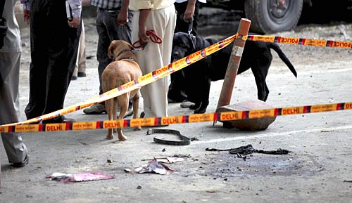देखें दिल्‍ली में कैसे हुआ बम ब्‍लास्‍ट | क्‍या है सुरक्षा का हाल