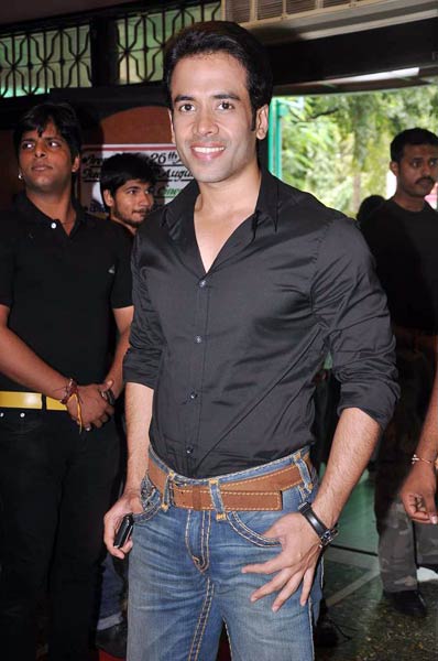 फिल्म ‘डर्टी पिक्चर’ का फर्स्ट लुक... | बोल्‍ड होती विद्या बालन