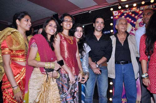 फिल्म ‘डर्टी पिक्चर’ का फर्स्ट लुक... | बोल्‍ड होती विद्या बालन