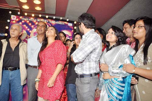 फिल्म ‘डर्टी पिक्चर’ का फर्स्ट लुक... | बोल्‍ड होती विद्या बालन