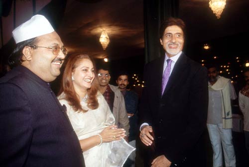 अमर-अमिताभ की दोस्‍ती, बड़ी है पुरानी