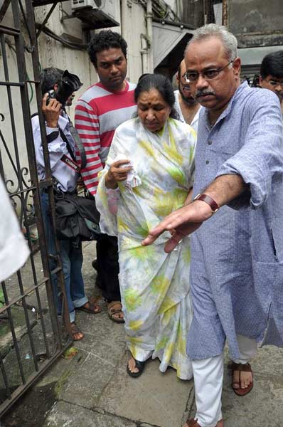 गौतम की अंतिम यात्रा में उमड़ा बॉलीवुड |नहीं रहें शम्‍मी