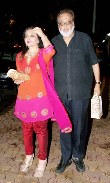 स्‍टार पत्‍नियों की चमक | बिना मेकअप अभिनेत्रियां