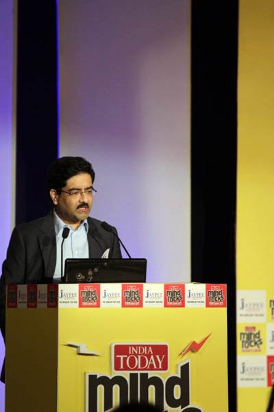 जन्मजात लीडर होना जरूरी नहीं: कुमार मंगलम बिरला