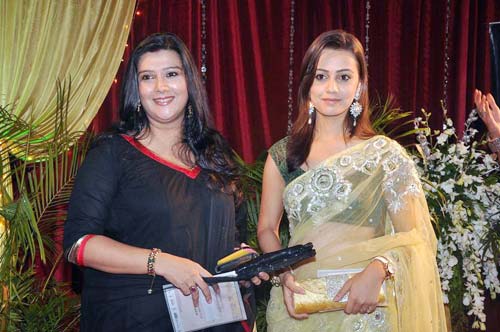 सितारों से रोशन हुआ आईटीए अवार्ड समारोह | ये है जलवा...