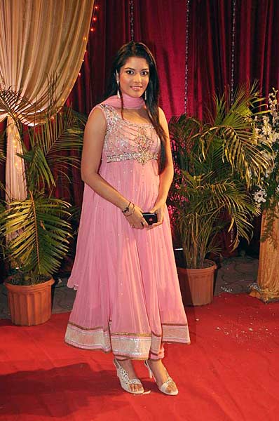 सितारों से रोशन हुआ आईटीए अवार्ड समारोह | ये है जलवा...