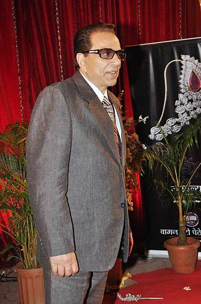 सितारों से रोशन हुआ आईटीए अवार्ड समारोह | ये है जलवा...