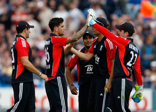 बारिश ने किया भारत को जीत से महरूम