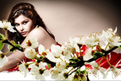 यास्मिन-नताशा का 'लेस्बियन' फोटोशूट |   'कामसूत्र' में क्‍या है... 