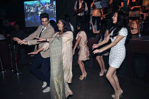 लव, ब्रेकअप्‍स जिंदगी का म्‍यूजिक लांच |  कैटरीना की अदा