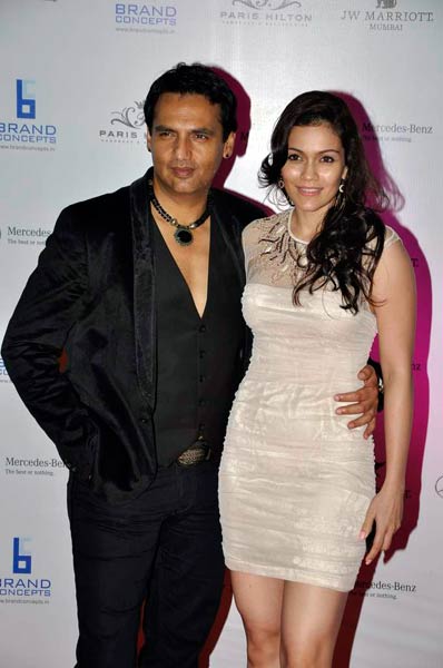 पेरिस हिल्‍टन की पार्टी में बॉलीवुड परियां...| देखें हॉट फोटोशूट