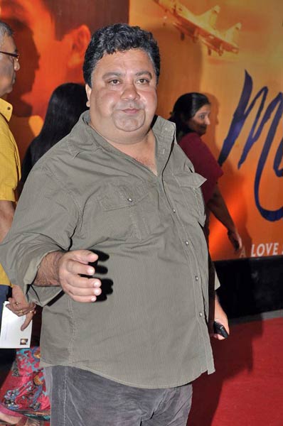 'मौसम' के प्रीमियर पर सितारे जमीं पे... | सेक्‍सी सोनम