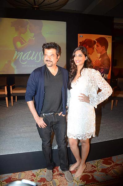 'मौसम' के म्‍यूजिक की सक्‍सेस पार्टी |  शाहिद की मस्‍ती