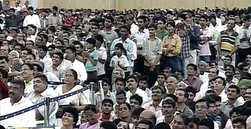 तस्‍वीरों में देखें मोदी ने कैसे तोड़ा अनशन