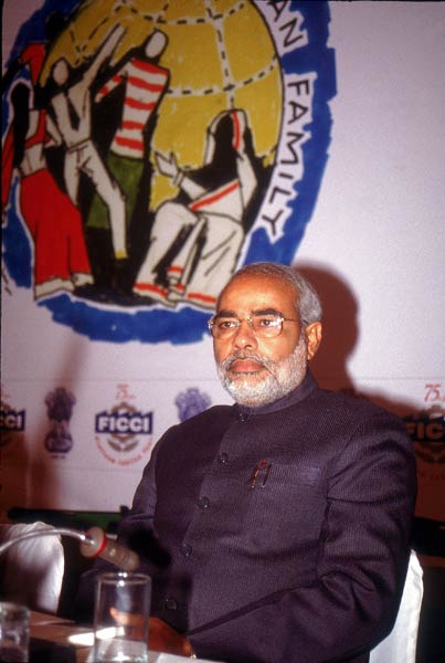 PM नरेंद्र मोदी को जन्मदिन की शुभकामनाएं