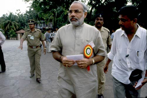 PM नरेंद्र मोदी को जन्मदिन की शुभकामनाएं