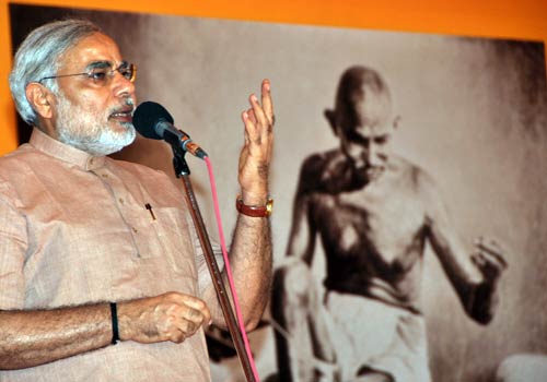 PM नरेंद्र मोदी को जन्मदिन की शुभकामनाएं