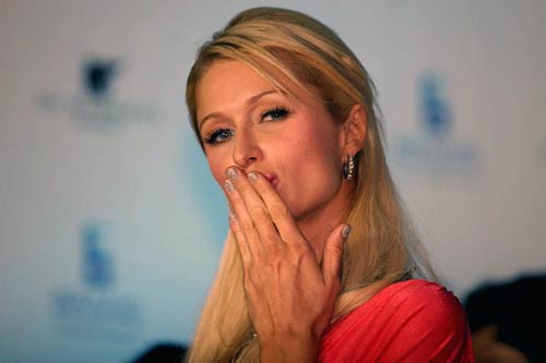 हॉलीवुड हसीना पेरिस हिल्‍टन मुंबई पहुंची...| 