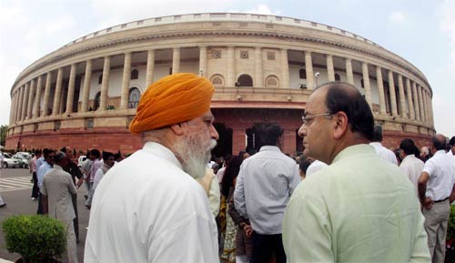 8 सितंबर 2011: तस्‍वीरों में देखें दिनभर की बड़ी खबरें | पढ़ें