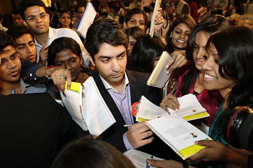 तस्वीरों में माइंड रॉक्स इंडिया टुडे यूथ समिट 2011 | NO MORE भ्रष्‍टाचार