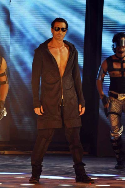 शाहरुख की 'रा वन' का म्‍यूजिक लांच | किंग खान की पार्टी