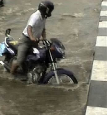 बारिश से फिर बेदम हुई देश की राजधानी