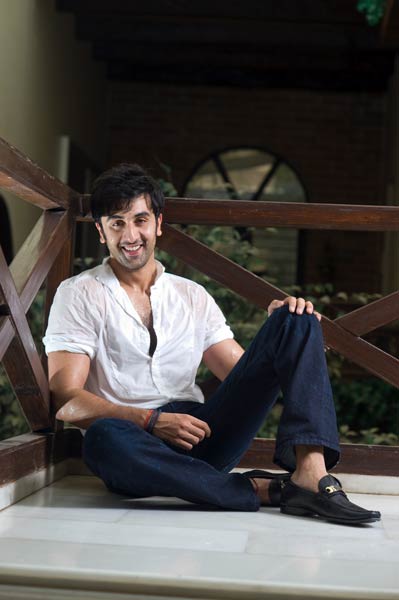 रणबीर कपूर की अदाओं के क्या कहने | रणबीर की पार्टी में दीपिका