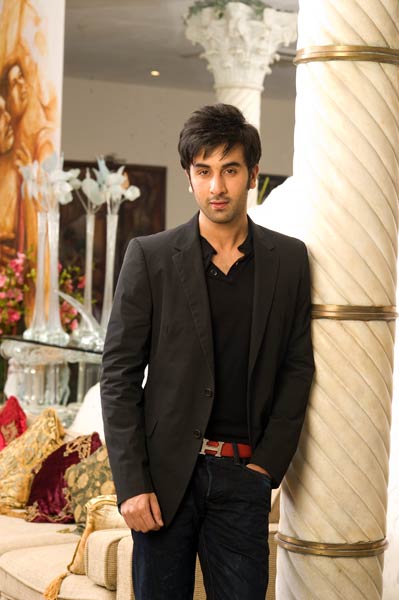 रणबीर कपूर की अदाओं के क्या कहने | रणबीर की पार्टी में दीपिका