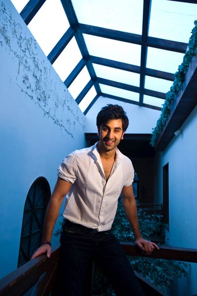 रणबीर कपूर की अदाओं के क्या कहने | रणबीर की पार्टी में दीपिका