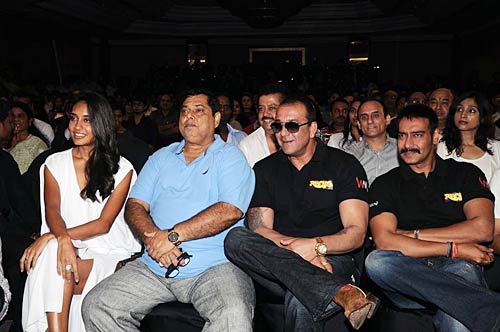 फिल्‍म ‘रास्कल्स’ का म्‍यूजिक लॉन्‍च...  | स्टाइल आइकॉन कंगना