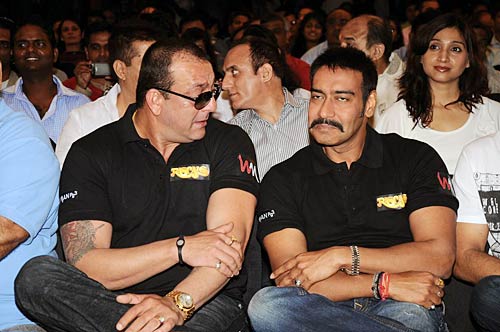 फिल्‍म ‘रास्कल्स’ का म्‍यूजिक लॉन्‍च...  | स्टाइल आइकॉन कंगना