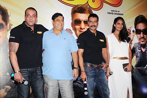 फिल्‍म ‘रास्कल्स’ का म्‍यूजिक लॉन्‍च...  | स्टाइल आइकॉन कंगना