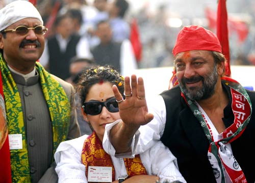 तस्वीरों की जुबानी 'अमर-कहानी'