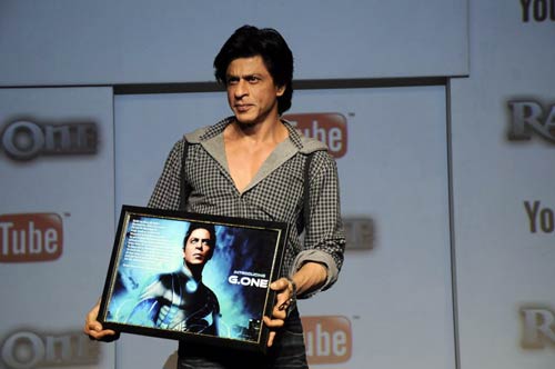 यू ट्यूब पर मिलेगी 'रा.वन' की जानकारी... । रैंप पर गौरी संग शाहरुख