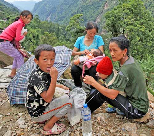 सिक्किम के भूकंप की कुछ नई तस्‍वीरें