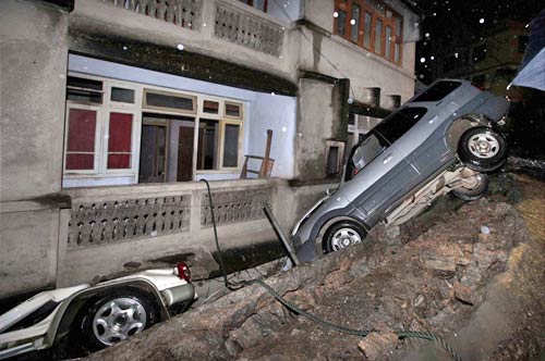 सिक्किम के भूकंप की कुछ नई तस्‍वीरें