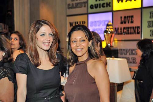 स्‍टार पत्‍नियों की चमक | बिना मेकअप अभिनेत्रियां