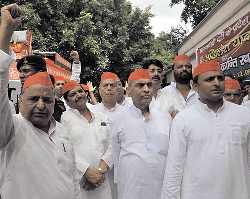 यूपी विधानसभा चुनाव: मैदान हो रहा है तैयार